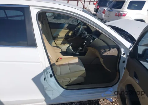 2009 Honda Accord 2.4 Lx from USA, damaged, VIN JHMCP263X9C006629